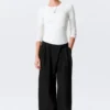 Pantalones de traje asimétricos de corte ancho – Negro Pantalones de traje asimétricos de corte ancho – Negro