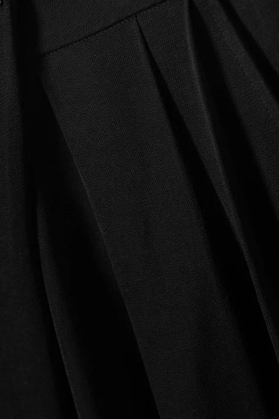Pantalones de traje asimétricos de corte ancho – Negro Pantalones de traje asimétricos de corte ancho – Negro