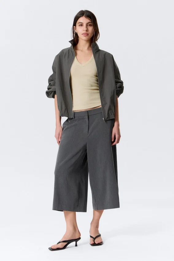 Pantalones de traje capri Hanne H – Gris oscuro jaspeado Pantalones de traje capri Hanne H – Gris oscuro jaspeado