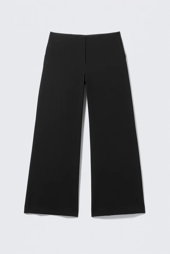 Pantalones de traje con cintura recortada – Negro Pantalones de traje con cintura recortada – Negro