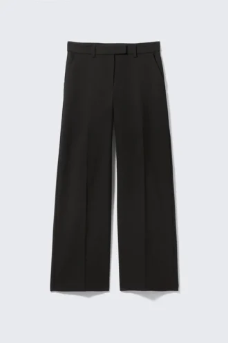 Pantalones de traje con pliegues y cintura baja – Negro