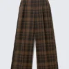 Pantalones de traje de cintura alta y pierna ancha – A cuadros marrones Pantalones de traje de cintura alta y pierna ancha – A cuadros marrones