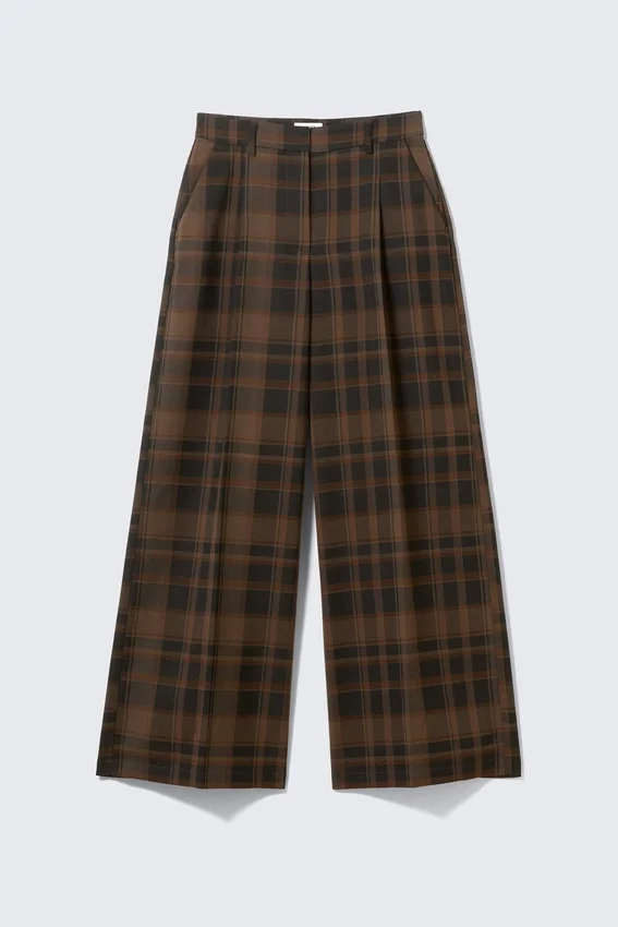 Pantalones de traje de cintura alta y pierna ancha – A cuadros marrones Pantalones de traje de cintura alta y pierna ancha – A cuadros marrones