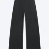 Pantalones de traje de corte holgado y cintura baja – Negro a rayas Pantalones de traje de corte holgado y cintura baja – Negro a rayas