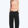 Pantalones de traje de corte holgado y pernera Barrel – Negro