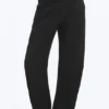 Pantalones de traje de corte holgado y pernera Barrel – Negro