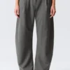 Pantalones de traje de corte holgado y pierna Barrel – Rayas gris oscuro jaspeado