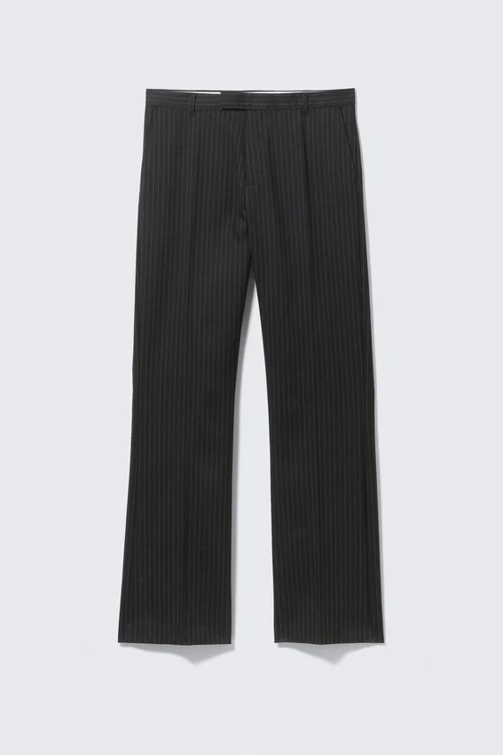 Pantalones de traje de rayas finas de corte holgado – Rayas finas negras Pantalones de traje de rayas finas de corte holgado – Rayas finas negras