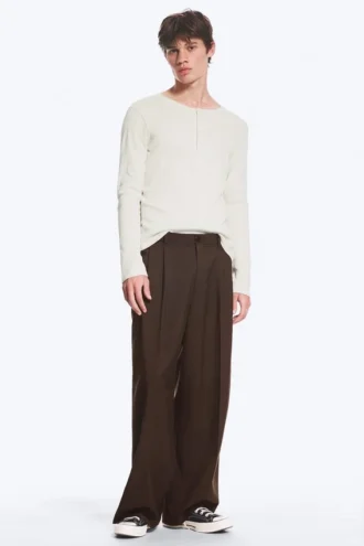 Pantalones de traje holgados con pliegues Nate – Marrón oscuro Pantalones de traje holgados con pliegues Nate – Marrón oscuro