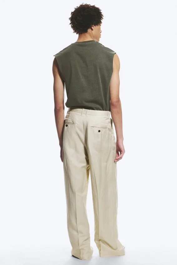 Pantalones de traje holgados de mezcla de lino Nate – Beige claro apagado Pantalones de traje holgados de mezcla de lino Nate – Beige claro apagado