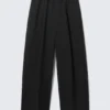 Pantalones de traje holgados – Negro Pantalones de traje holgados – Negro