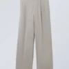 Pantalones de traje holgados Uno – Beige empolvado Pantalones de traje holgados Uno – Beige empolvado