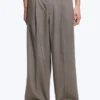 Pantalones de traje holgados Uno – Beige oscuro jaspeado Pantalones de traje holgados Uno – Beige oscuro jaspeado
