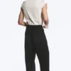 Pantalones de traje holgados Uno – Negro Pantalones de traje holgados Uno – Negro