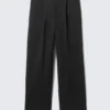 Pantalones de traje holgados Uno – Negro Pantalones de traje holgados Uno – Negro