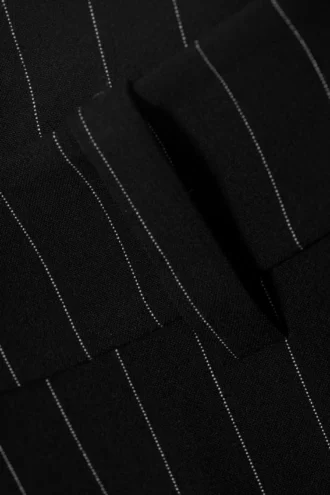 Pantalones de traje Keel de talle bajo – Rayas negras