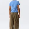 Pantalones de traje oversize – Beige Pantalones de traje oversize – Beige