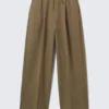 Pantalones de traje oversize – Beige Pantalones de traje oversize – Beige