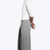 Pantalones de traje plisados de corte holgado Nate – Gris claro apagado Pantalones de traje plisados de corte holgado Nate – Gris claro apagado