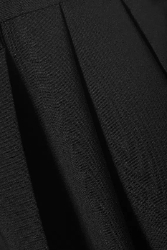 Pantalones de traje plisados de corte holgado Nate – Negro Pantalones de traje plisados de corte holgado Nate – Negro