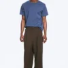 Pantalones de traje plisados de corte holgado Nate – Rayas diplomáticas marrones Pantalones de traje plisados de corte holgado Nate – Rayas diplomáticas marrones