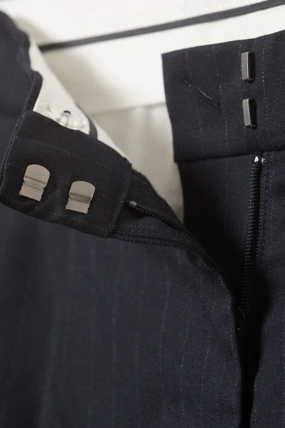 Pantalones de traje plisados de pierna ancha – Azul oscuro Pantalones de traje plisados de pierna ancha – Azul oscuro