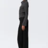 Pantalones de traje rectos de talle bajo – Negro Pantalones de traje rectos de talle bajo – Negro