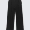 Pantalones de traje rectos de talle bajo – Negro Pantalones de traje rectos de talle bajo – Negro