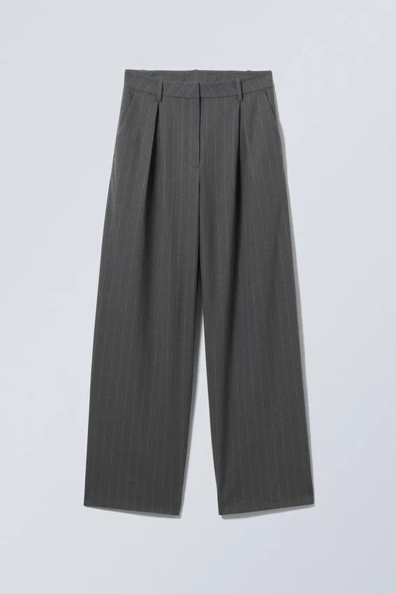 Pantalones de traje Zia – Rayas finas grises Pantalones de traje Zia – Rayas finas grises
