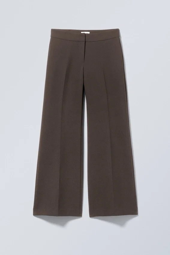 Pantalones entallados acampanados Cami – Marrón oscuro Pantalones entallados acampanados Cami – Marrón oscuro