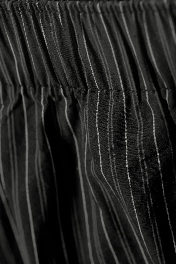 Pantalones holgados de algodón de talle bajo – Rayas negras Pantalones holgados de algodón de talle bajo – Rayas negras
