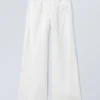 Pantalones holgados de cintura baja con efecto arrugado – Blanco Pantalones holgados de cintura baja con efecto arrugado – Blanco