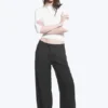 Pantalones holgados de cintura baja con efecto arrugado – Gris oscuro
