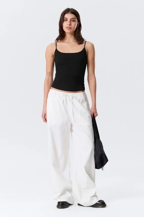 Pantalones holgados de cintura baja y lavado desgastado – Blanco Pantalones holgados de cintura baja y lavado desgastado – Blanco