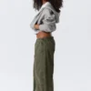 Pantalones holgados de lona lavada de talle bajo – Verde caqui oscuro lavado Pantalones holgados de lona lavada de talle bajo – Verde caqui oscuro lavado