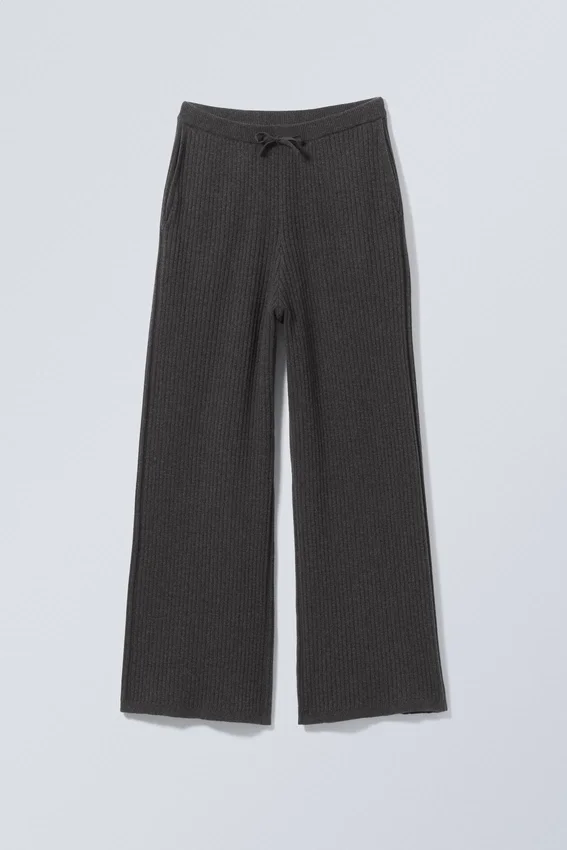 Pantalones holgados de punto Darwin – Gris oscuro Pantalones holgados de punto Darwin – Gris oscuro