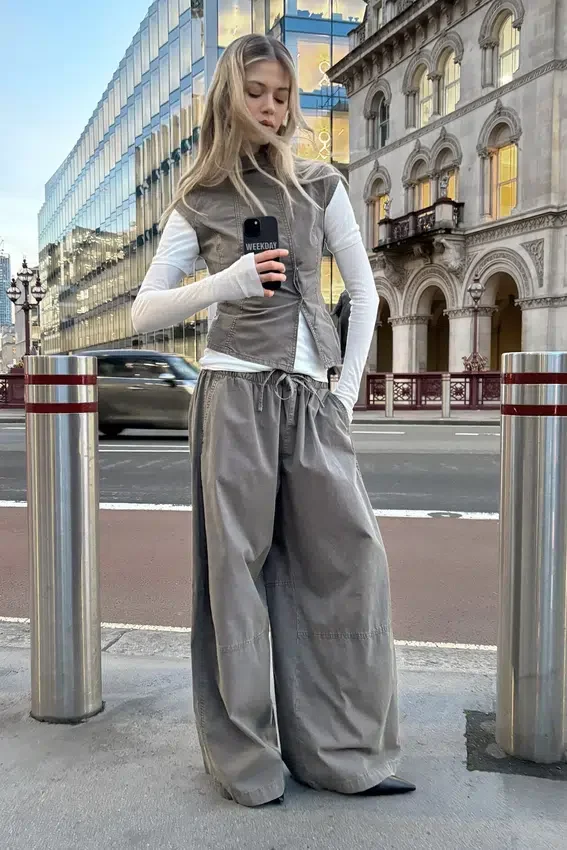 Pantalones holgados de talle bajo sin cremallera – Gris Pantalones holgados de talle bajo sin cremallera – Gris