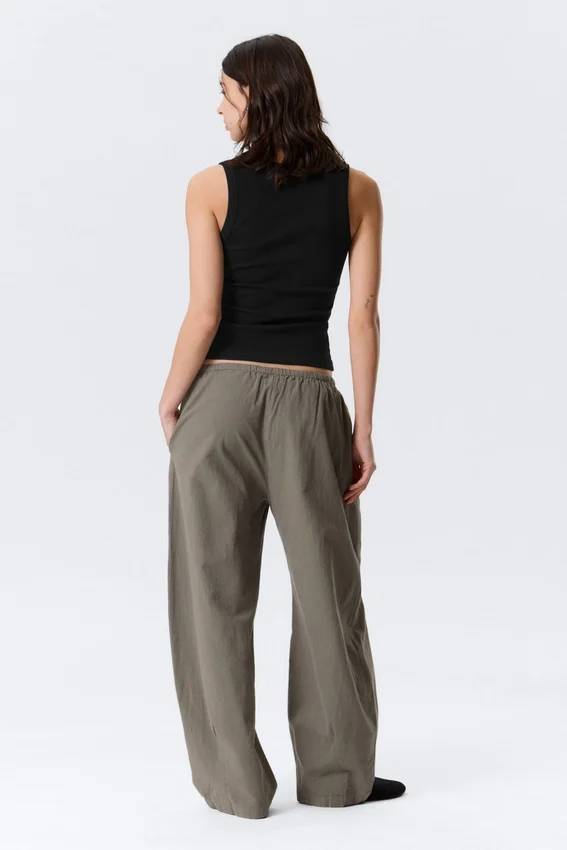 Pantalones holgados de talle bajo sin cremallera – Gris Pantalones holgados de talle bajo sin cremallera – Gris