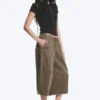 Pantalones holgados de talle bajo y corte corto – Dark Mole