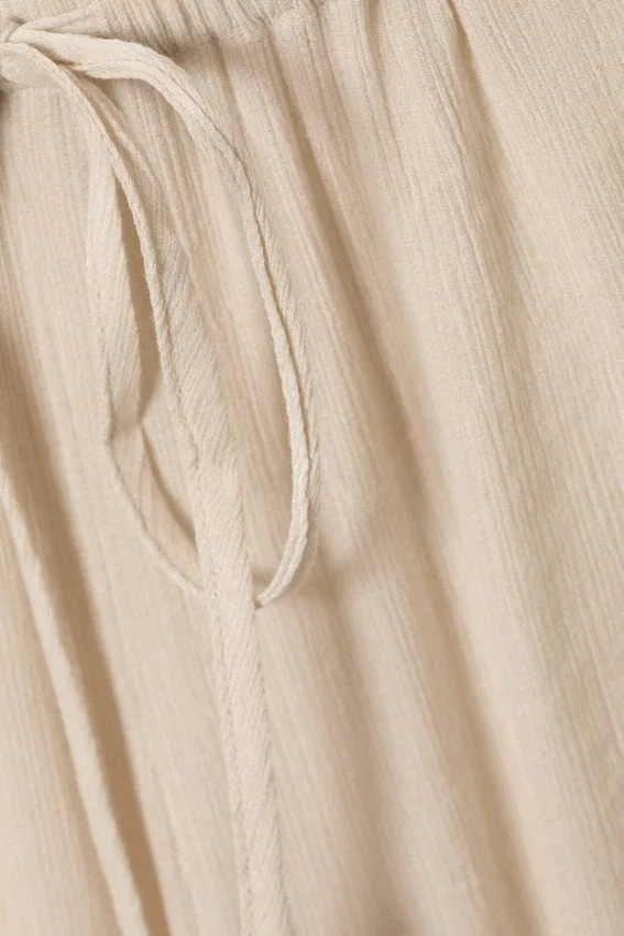 Pantalones holgados de talle medio con volantes – Beige claro Pantalones holgados de talle medio con volantes – Beige claro