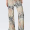 Pantalones holgados de talle medio con volantes – Beige – Estampado de piel de serpiente Pantalones holgados de talle medio con volantes – Beige – Estampado de piel de serpiente