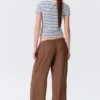 Pantalones holgados de talle medio con volantes – Marrón Pantalones holgados de talle medio con volantes – Marrón