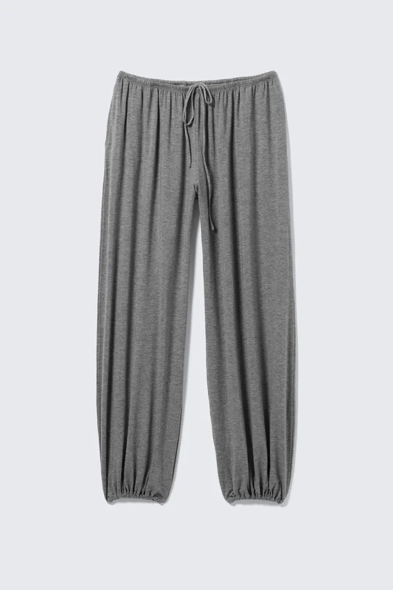 Pantalones holgados de talle medio y corte acampanado – Gris jaspeado Pantalones holgados de talle medio y corte acampanado – Gris jaspeado