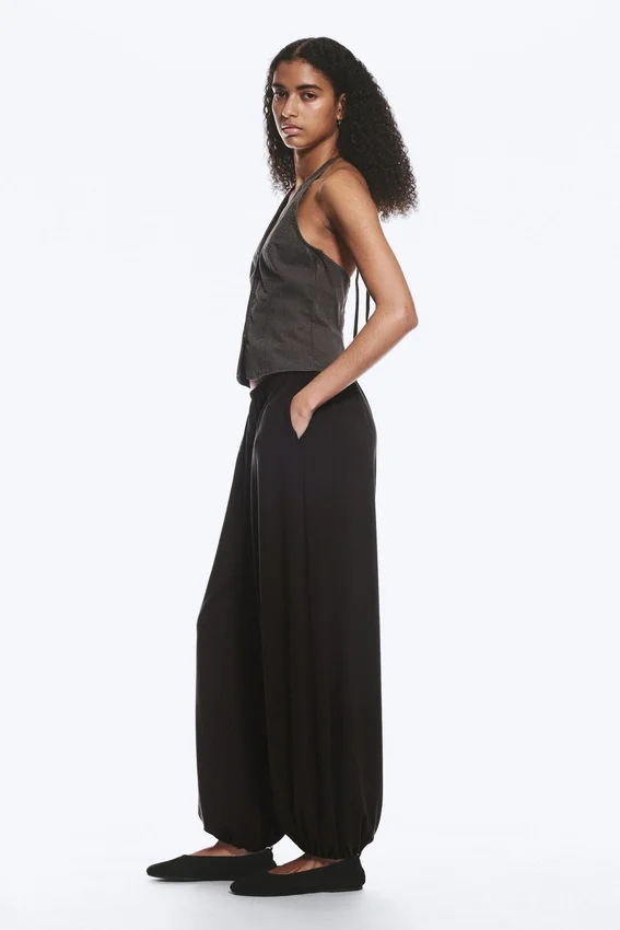 Pantalones holgados de talle medio y corte acampanado – Marrón oscuro Pantalones holgados de talle medio y corte acampanado – Marrón oscuro