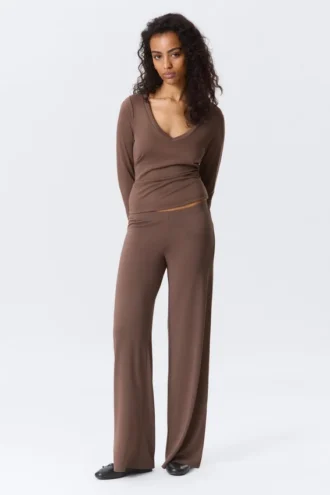 Pantalones holgados de tiro bajo y pierna ancha – Washed Mole Pantalones holgados de tiro bajo y pierna ancha – Washed Mole