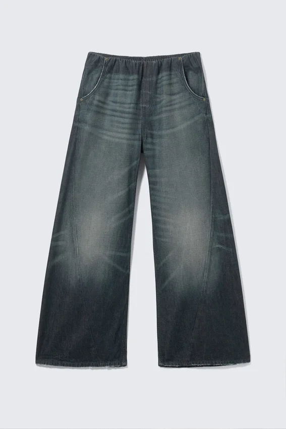 Pantalones joggers de denim de talle bajo y corte holgado – Azul medio – Azul oscuro Pantalones joggers de denim de talle bajo y corte holgado – Azul medio – Azul oscuro