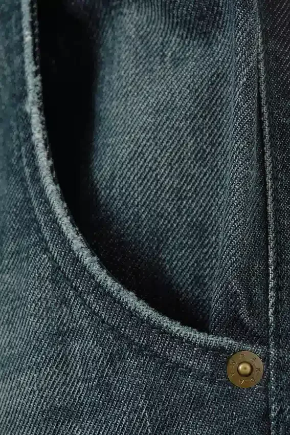Pantalones joggers de denim de talle bajo y corte holgado – Azul medio – Azul oscuro Pantalones joggers de denim de talle bajo y corte holgado – Azul medio – Azul oscuro