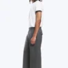 Pantalones Moe de corte holgado y cintura baja – Gris jaspeado Pantalones Moe de corte holgado y cintura baja – Gris jaspeado
