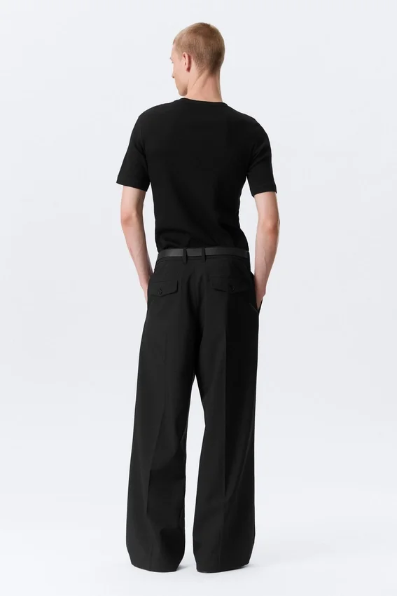 Pantalones Moe de corte holgado y cintura baja – Negro Pantalones Moe de corte holgado y cintura baja – Negro