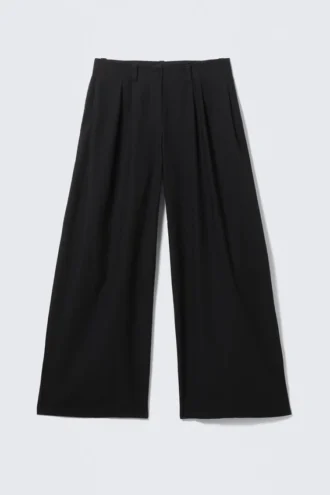 Pantalones plisados Aya – Negro